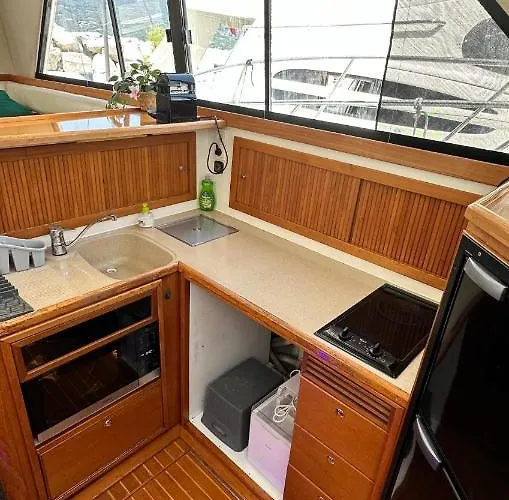 Bateau Vedette 14 Metres * Propriano (Corsica)