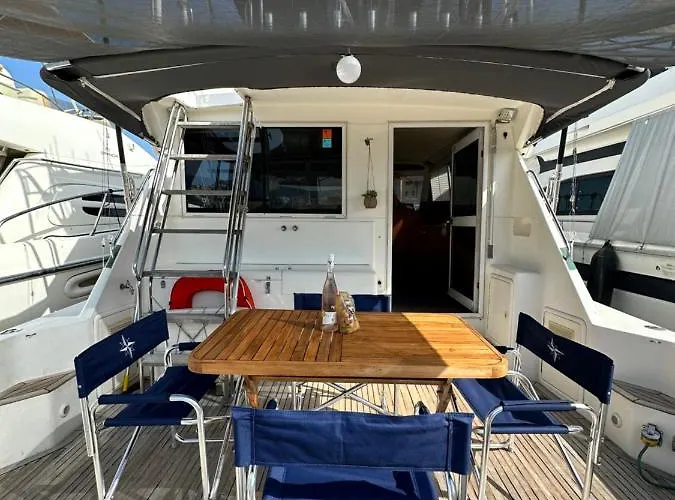 Bateau Vedette 14 Metres * Propriano (Corsica)