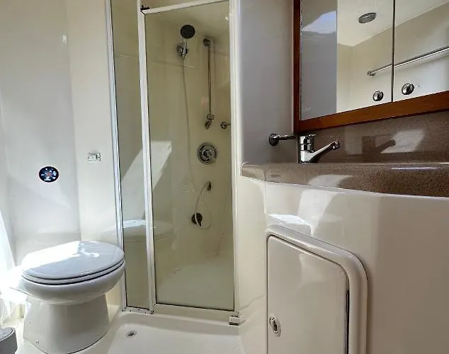 ספינת מלון Bateau Vedette 14 Metres פרופריאנו